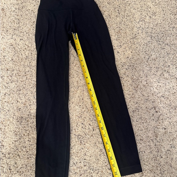 Lululemon - Picture 3 of 6